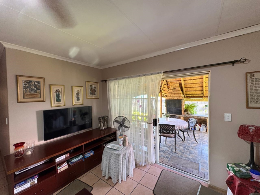 3 Bedroom Property for Sale in Protea Park North West